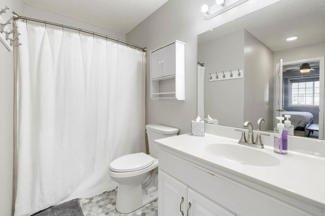 8554 122nd Avenue N, Champlin, MN 55316