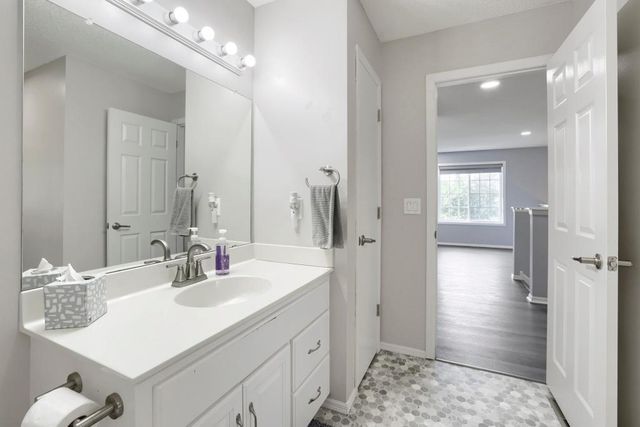 8554 122nd Avenue N, Champlin, MN 55316