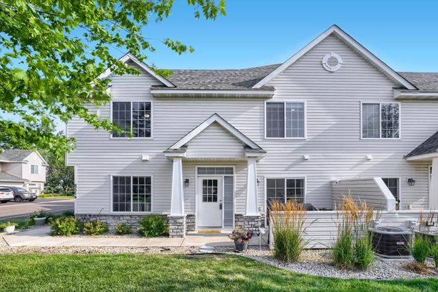 8554 122nd Avenue N, Champlin, MN 55316