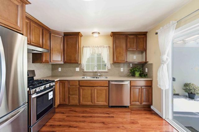 10 Overlook Lane, El Sobrante, CA 94803