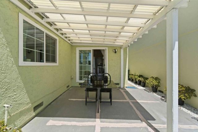 10 Overlook Lane, El Sobrante, CA 94803
