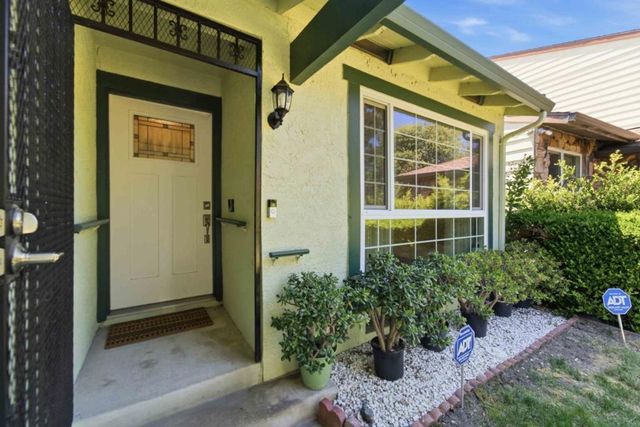 10 Overlook Lane, El Sobrante, CA 94803
