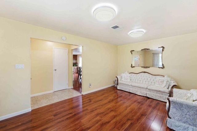 10 Overlook Lane, El Sobrante, CA 94803