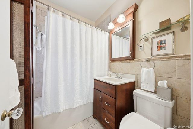333 E 238th Street, Bronx, NY 10470