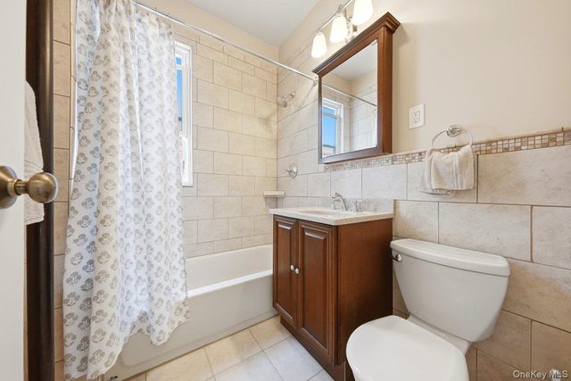 333 E 238th Street, Bronx, NY 10470