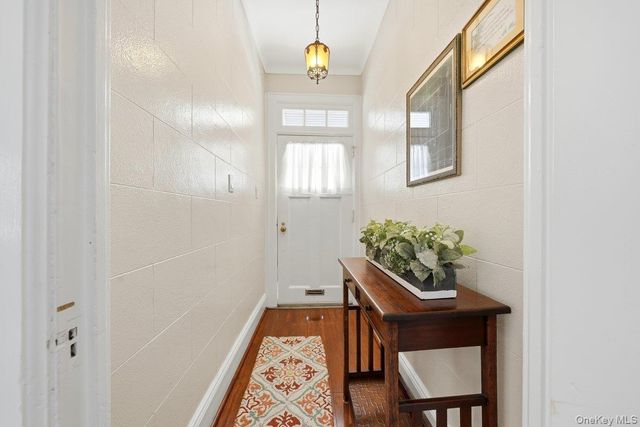 333 E 238th Street, Bronx, NY 10470