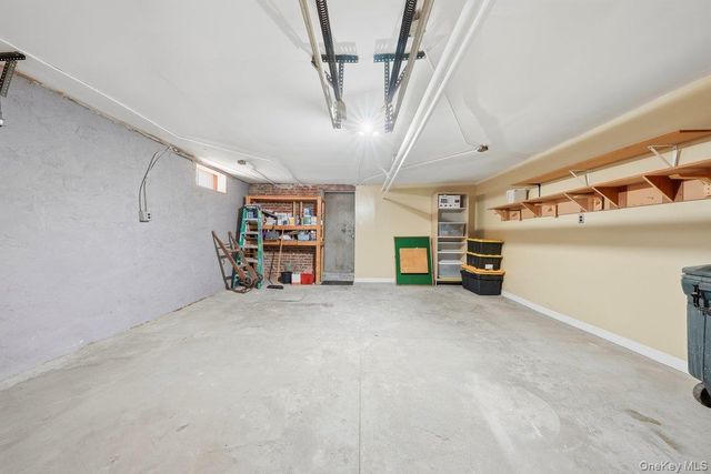 333 E 238th Street, Bronx, NY 10470