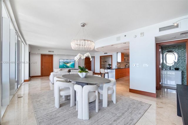 400 Alton Road 1106, Miami Beach, FL 33139
