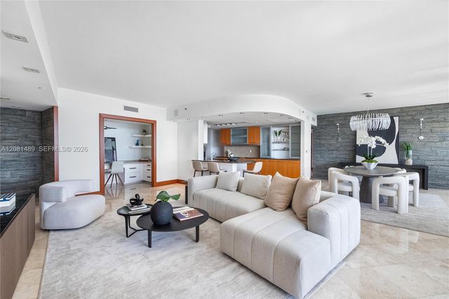 400 Alton Road 1106, Miami Beach, FL 33139