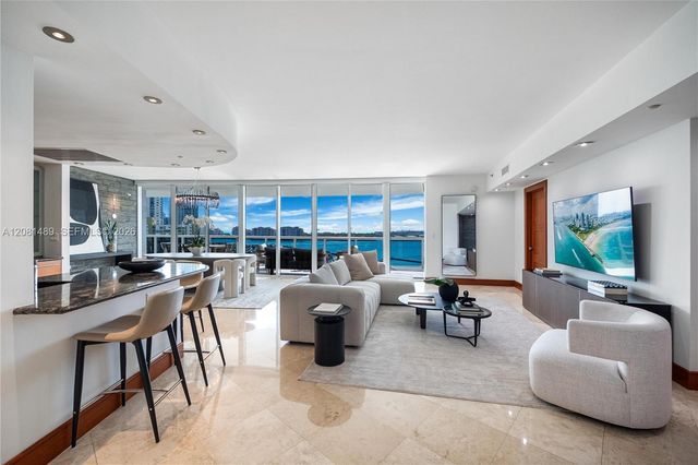400 Alton Road 1106, Miami Beach, FL 33139