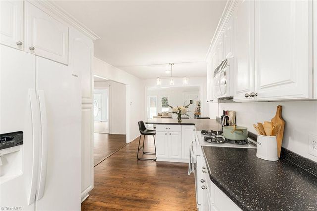 1805 Garner Road, Yadkinville, NC 27055