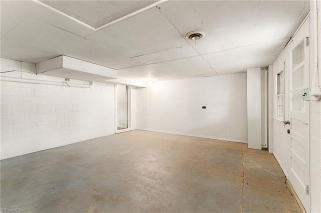 1805 Garner Road, Yadkinville, NC 27055