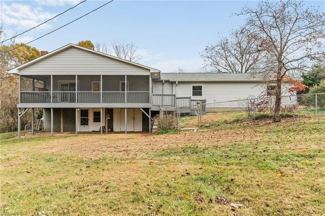 1805 Garner Road, Yadkinville, NC 27055
