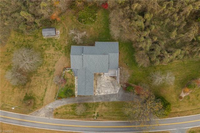 1805 Garner Road, Yadkinville, NC 27055