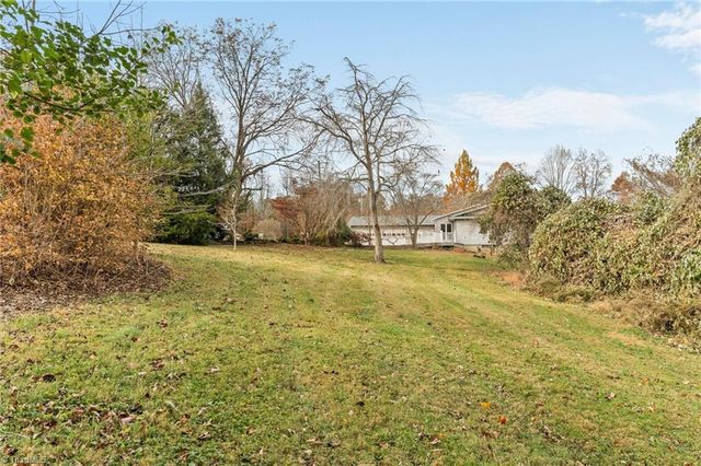 1805 Garner Road, Yadkinville, NC 27055