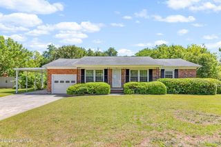 7517 Bridgeman Drive, Fayetteville, NC 28303