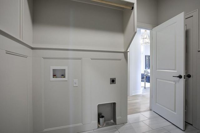 16901 Parkhill Street, Overland Park, KS 66221