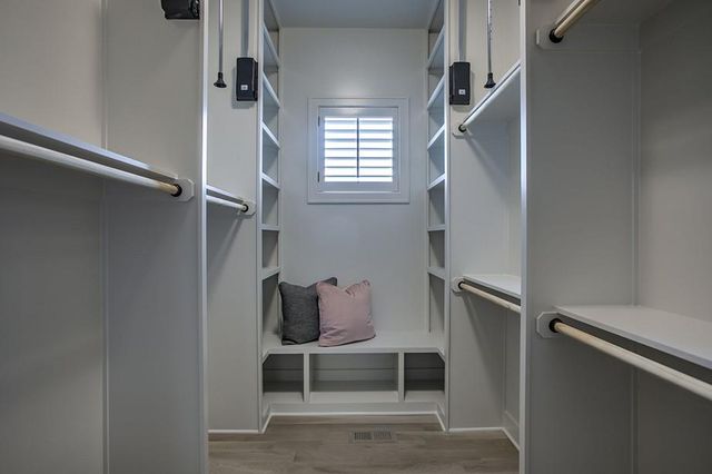 16901 Parkhill Street, Overland Park, KS 66221