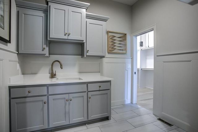 16901 Parkhill Street, Overland Park, KS 66221