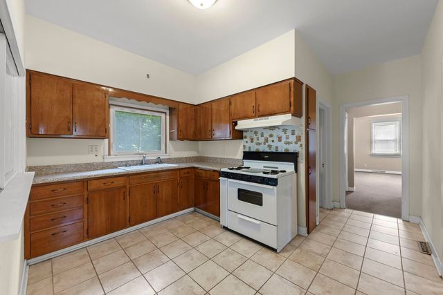 119 S Ellsworth Street, Naperville, IL 60540