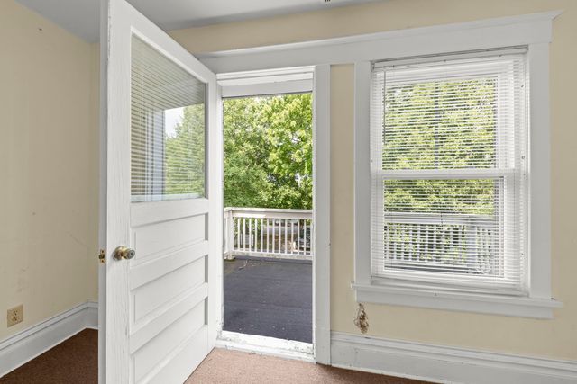 119 S Ellsworth Street, Naperville, IL 60540