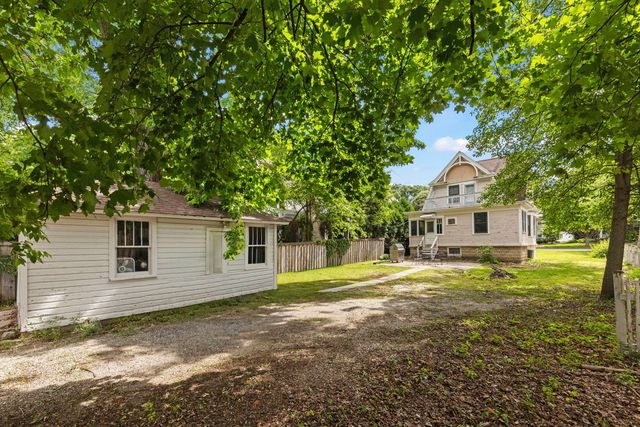 119 S Ellsworth Street, Naperville, IL 60540