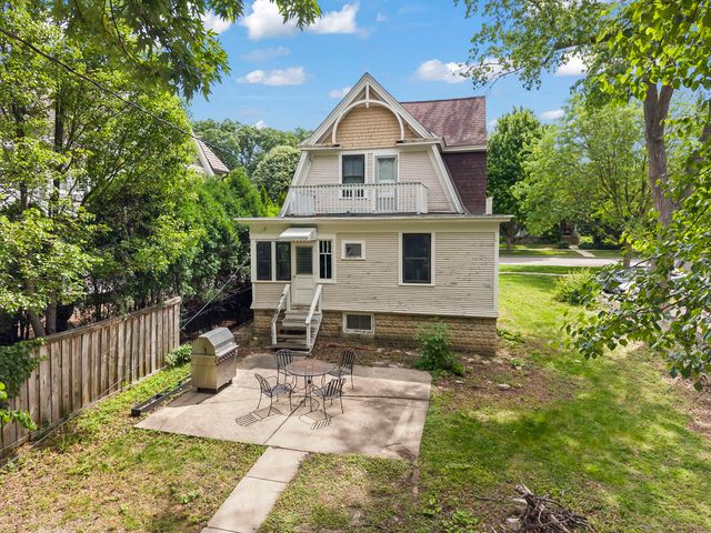 119 S Ellsworth Street, Naperville, IL 60540