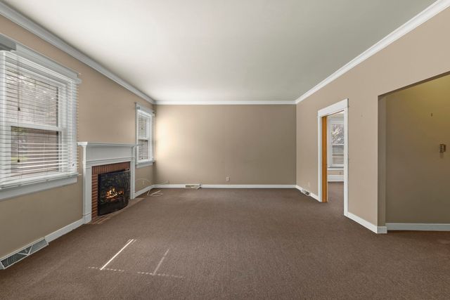 119 S Ellsworth Street, Naperville, IL 60540