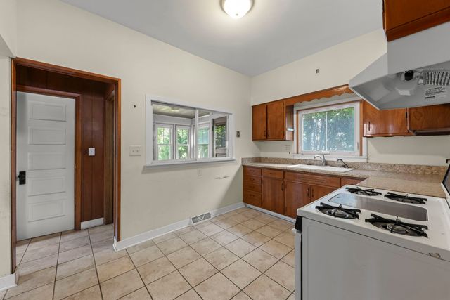 119 S Ellsworth Street, Naperville, IL 60540