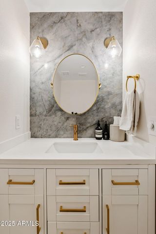 4949 E GARY Street, Mesa, AZ 85205