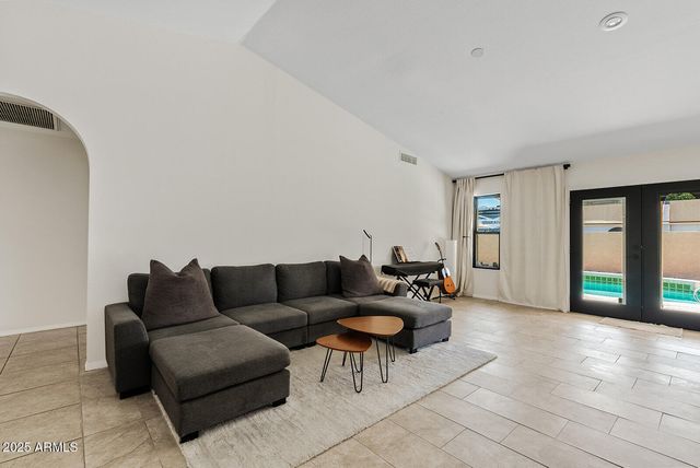 4949 E GARY Street, Mesa, AZ 85205