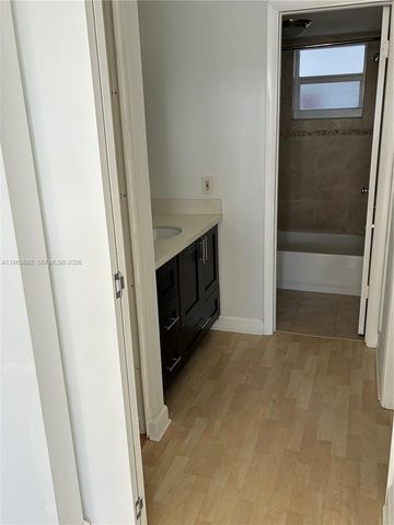 3770 NE 171st St 308, North Miami Beach, FL 33160