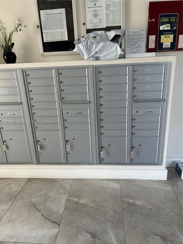 3770 NE 171st St 308, North Miami Beach, FL 33160