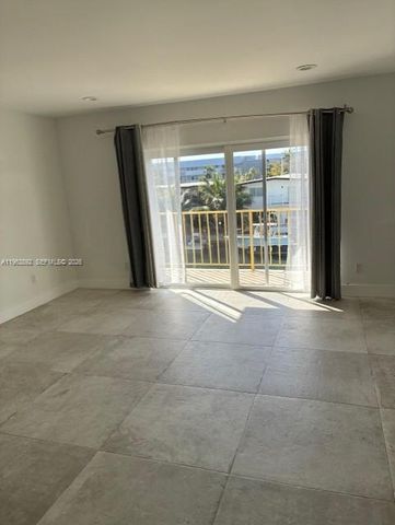 3770 NE 171st St 308, North Miami Beach, FL 33160