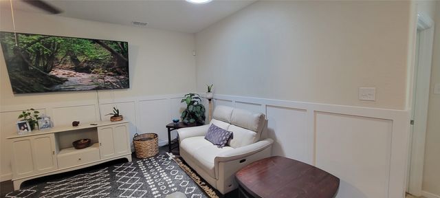 10017 Clemmons Road, Fort Worth, TX 76108