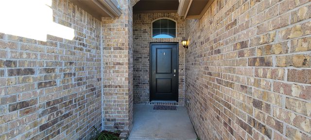 10017 Clemmons Road, Fort Worth, TX 76108