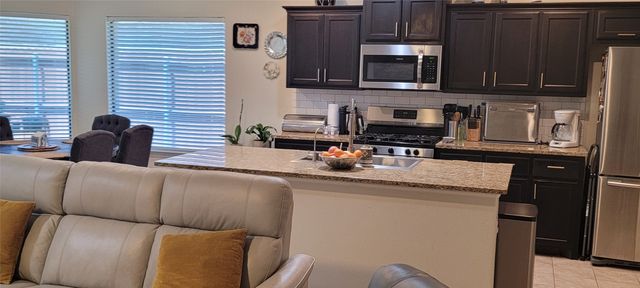 10017 Clemmons Road, Fort Worth, TX 76108