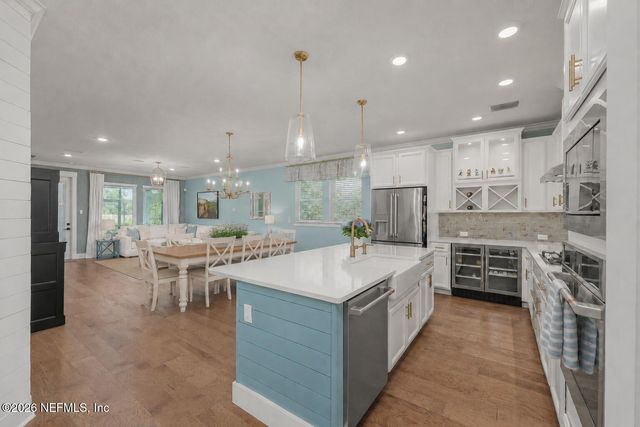 22 PARK CENTER Avenue, Ponte Vedra, FL 32081