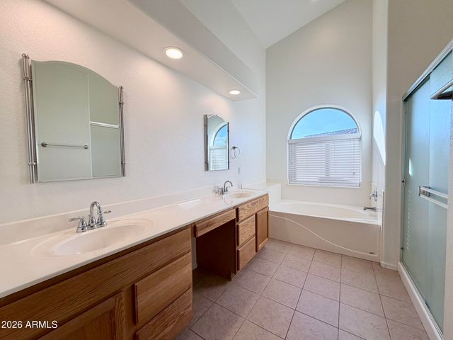 1135 E Cottonwood Lane, Phoenix, AZ 85048