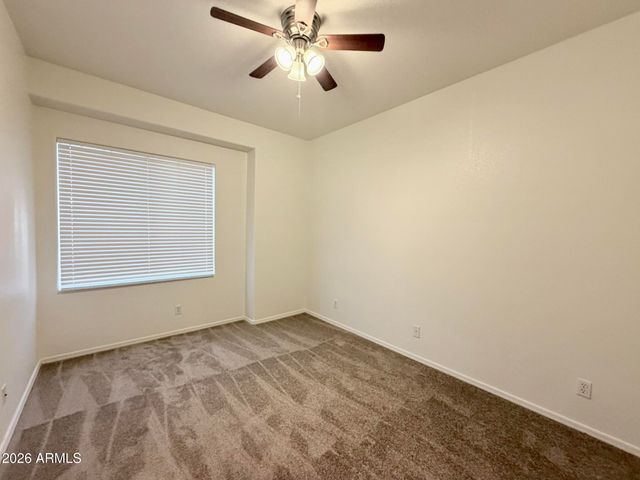 1135 E Cottonwood Lane, Phoenix, AZ 85048
