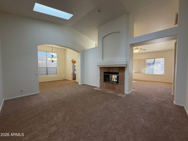 1135 E Cottonwood Lane, Phoenix, AZ 85048