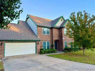 313 S 62nd Street, Broken Arrow, OK 74014