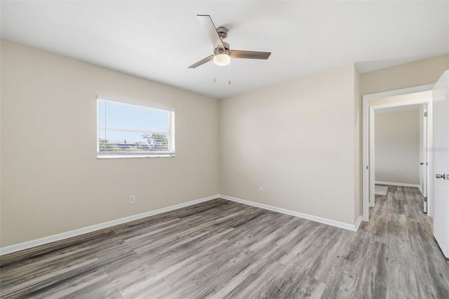 2327 W KNOLLWOOD PLACE, Tampa, FL 33604