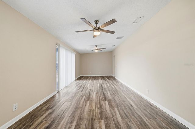 2327 W KNOLLWOOD PLACE, Tampa, FL 33604