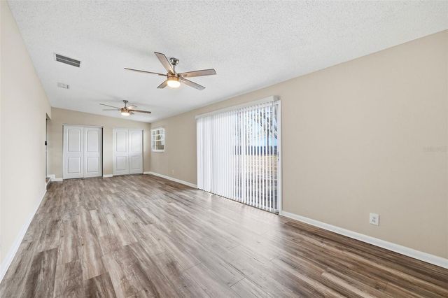 2327 W KNOLLWOOD PLACE, Tampa, FL 33604