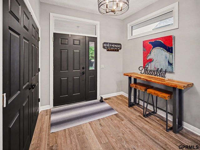 2948 Park Place Drive, Lincoln, NE 68506