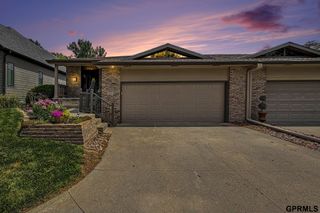 2948 Park Place Drive, Lincoln, NE 68506