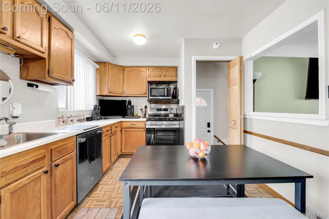 18222 Fox Street, Redford Charter Township, MI 48240