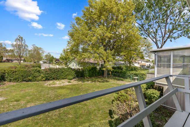 50 Kendal Road, Elk Grove Village, IL 60007