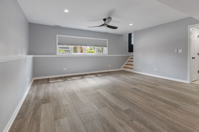 50 Kendal Road, Elk Grove Village, IL 60007